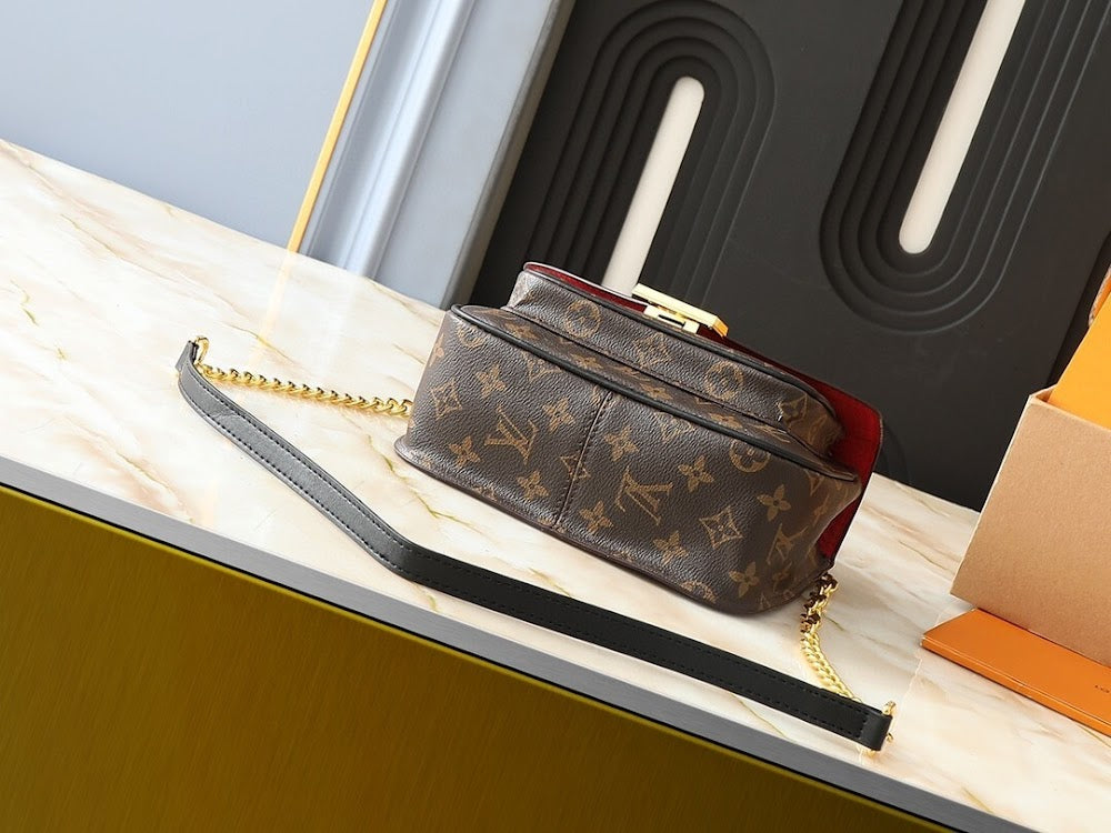 Dragons Bags ln Luxury Bag --76461