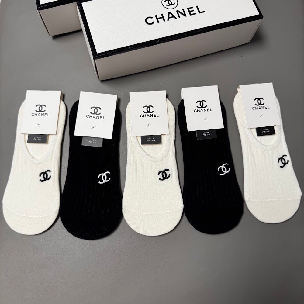 Dragons Bags Premium Luxury Socks --98463