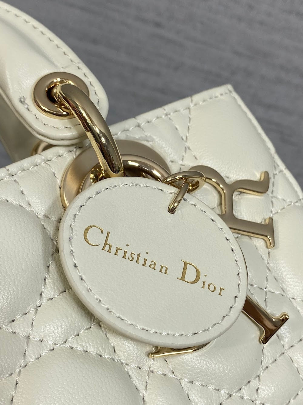 new-designer-premium-bags-nm16874