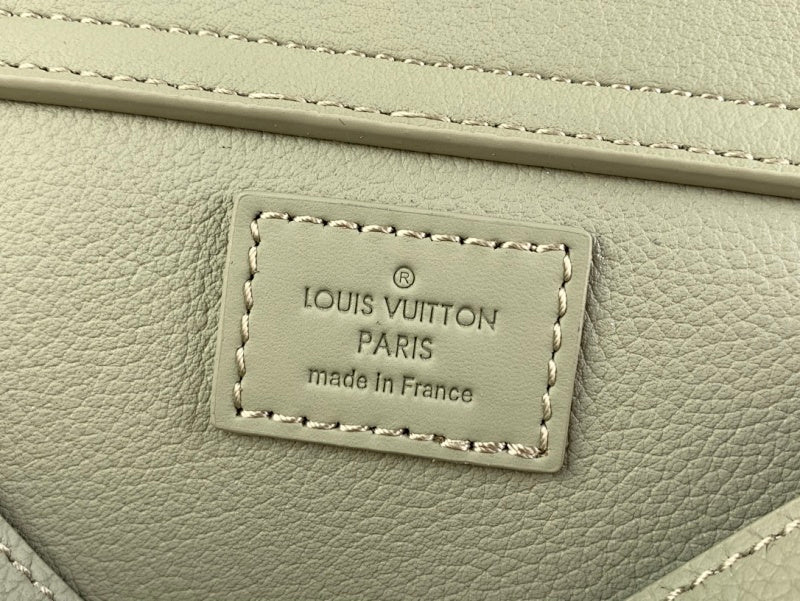 Dragons Bags ln Luxury Bag --61718