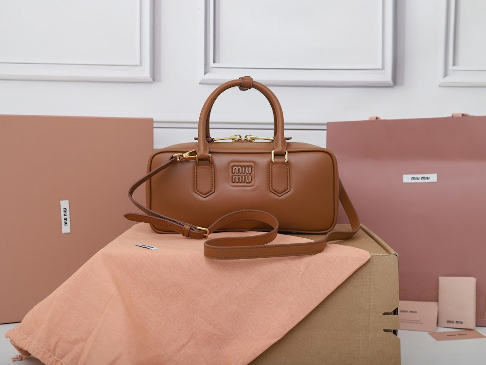Dragons Bags Miun Miun Luxury Bag --123058