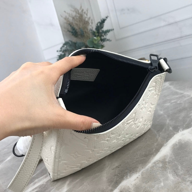 Dragons Bags ln Luxury Bag --60947