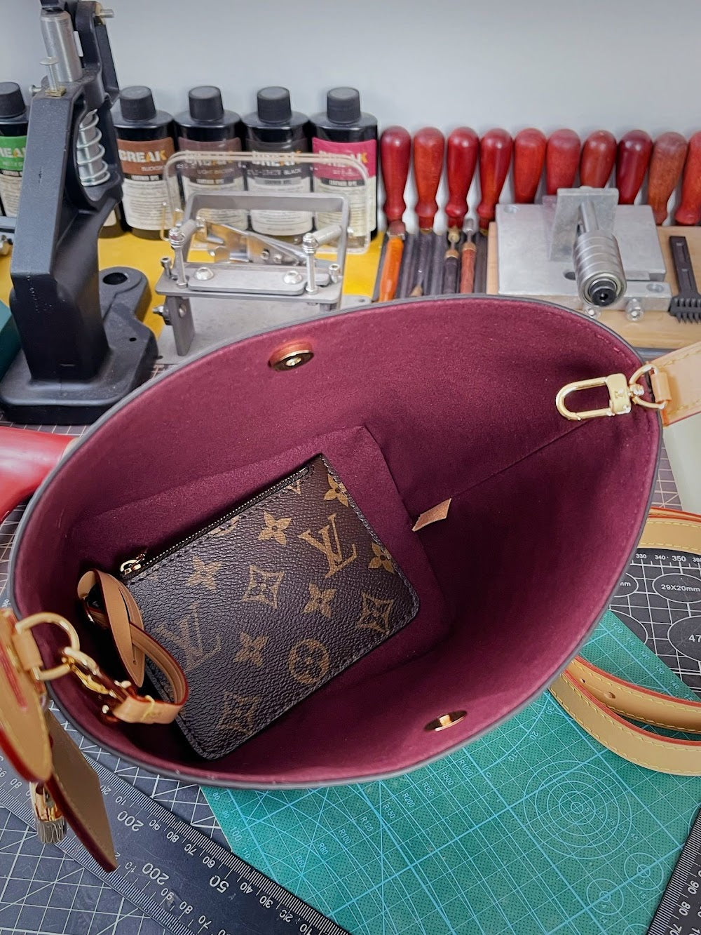 Dragons Bags ln Luxury Bag --95587