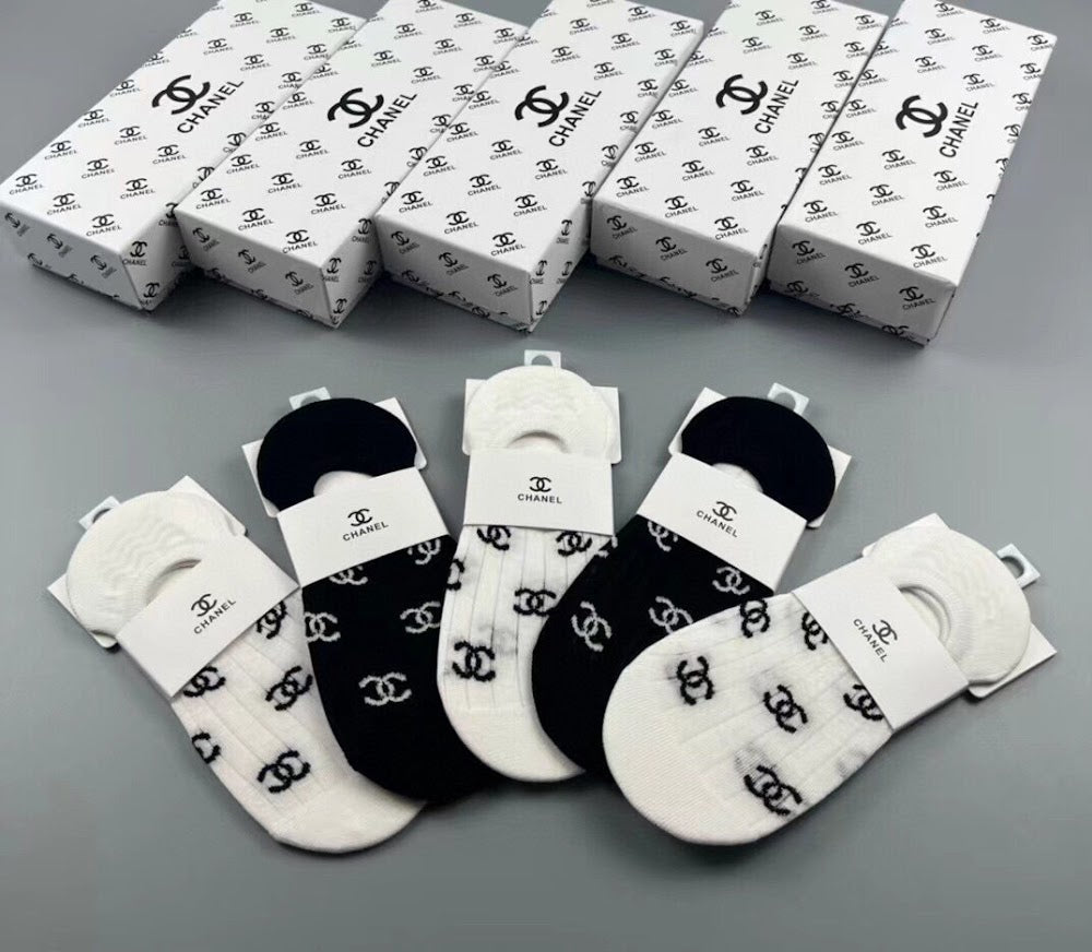 Dragons Bags Premium Luxury Socks --98324