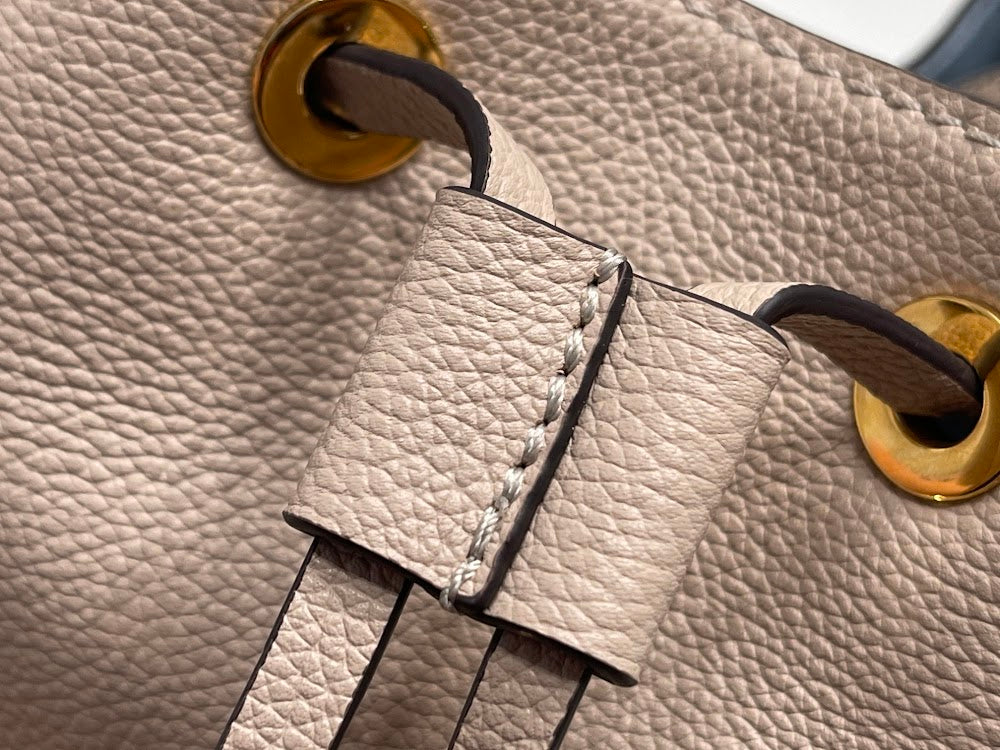 Dragons Bags ln Luxury Bag --67133