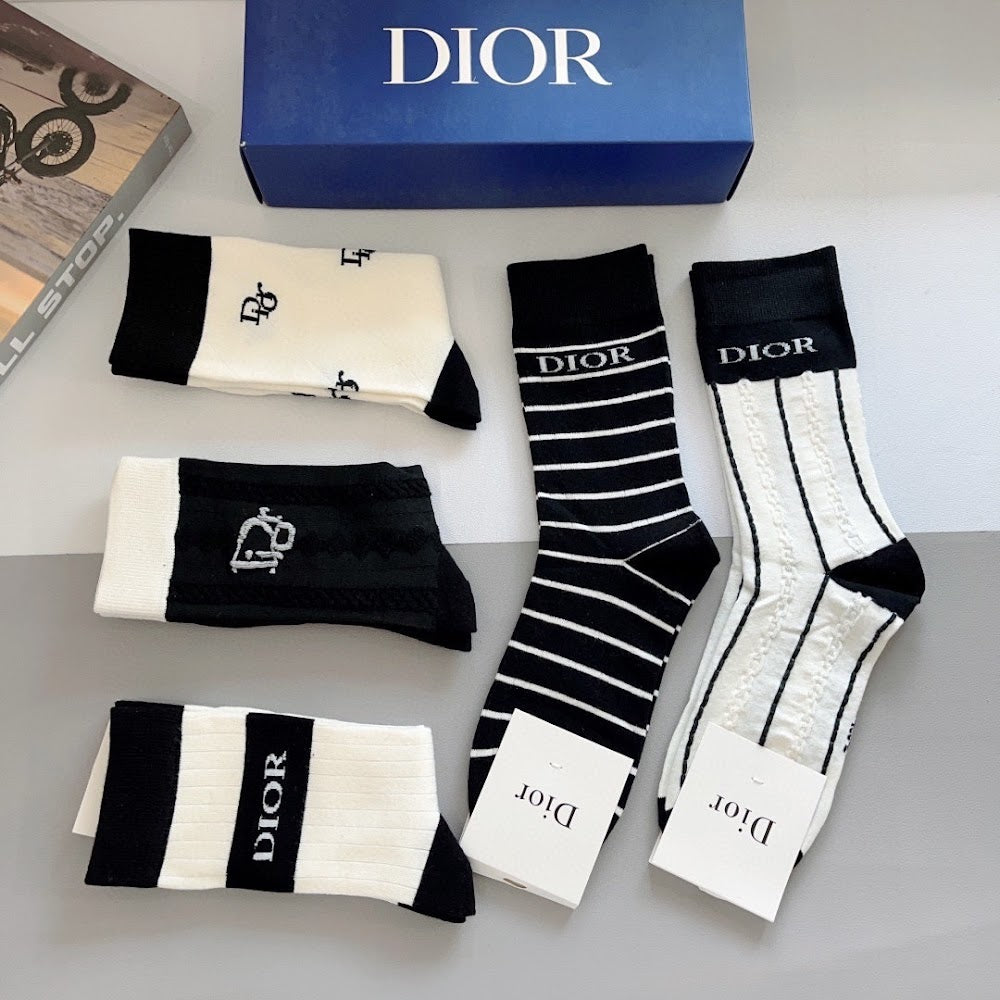 Dragons Bags Premium Luxury Socks --97752