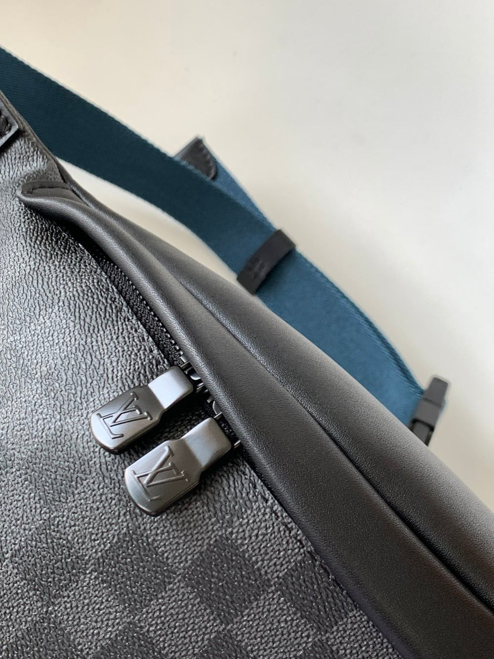 Dragons Bags ln Luxury Bag --71721
