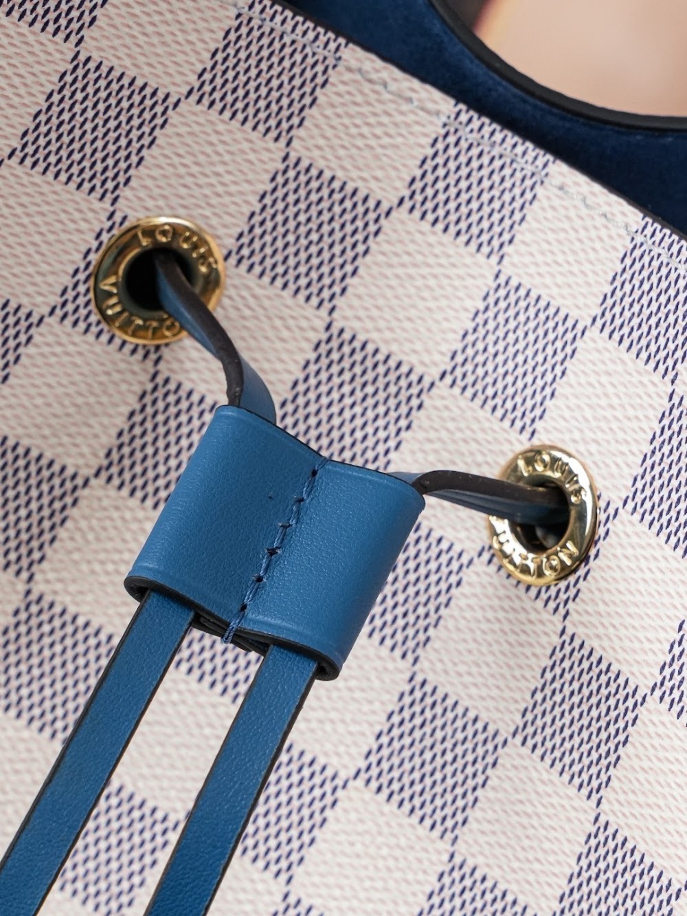 Dragons Bags ln Luxury Bag --81815
