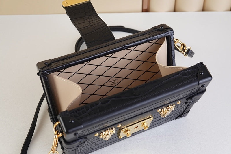 Dragons Bags ln Luxury Bag --58923