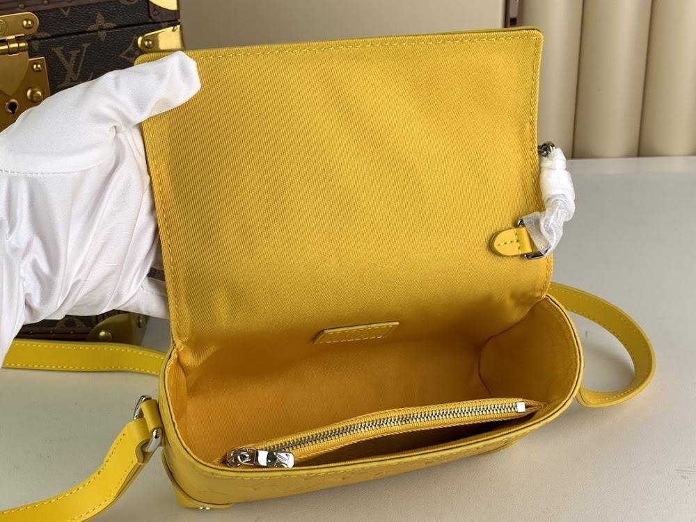 Dragons Bags ln Luxury Bag --68753