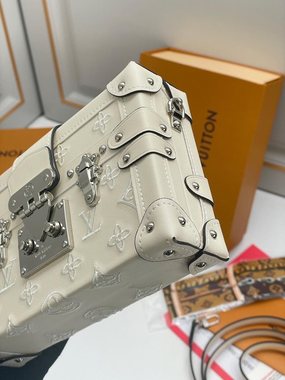 Dragons Bags ln Luxury Bag --76663