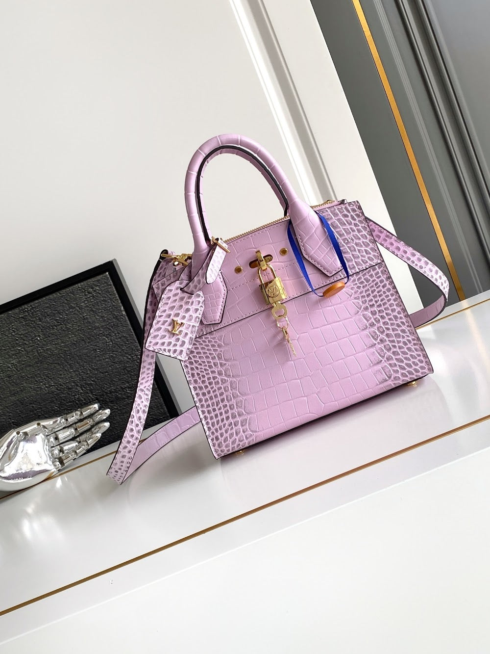 Dragons Bags ln Luxury Bag --96210
