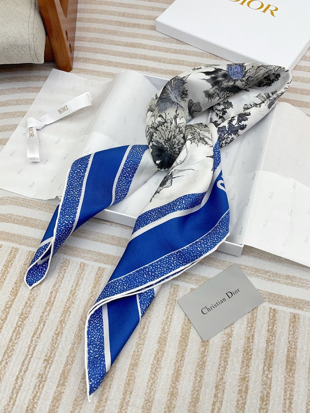 Dragons Bags Premium Designer Scarf --98983
