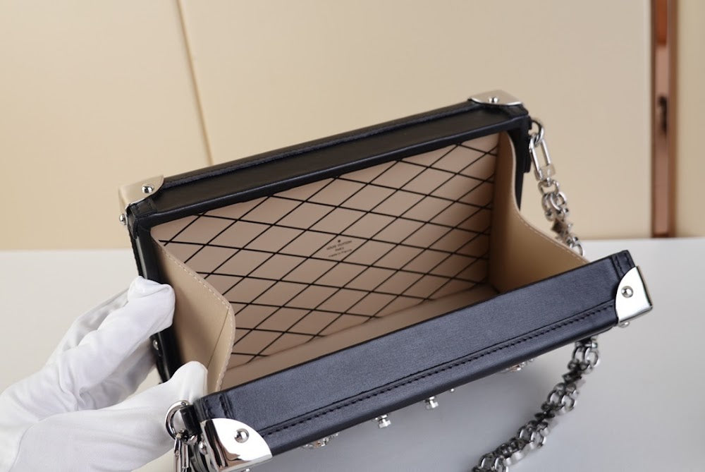 Dragons Bags ln Luxury Bag --61391