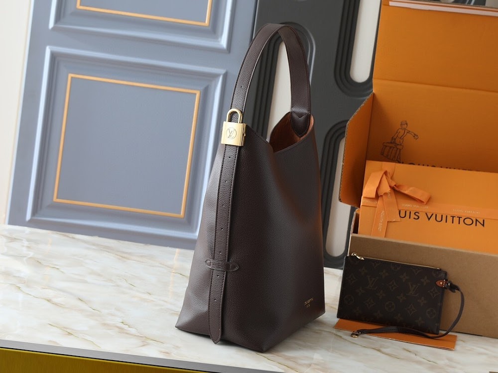 Dragons Bags ln Luxury Bag --76873