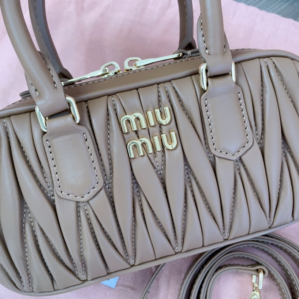 Dragons Bags Miun Miun Luxury Bag --123334