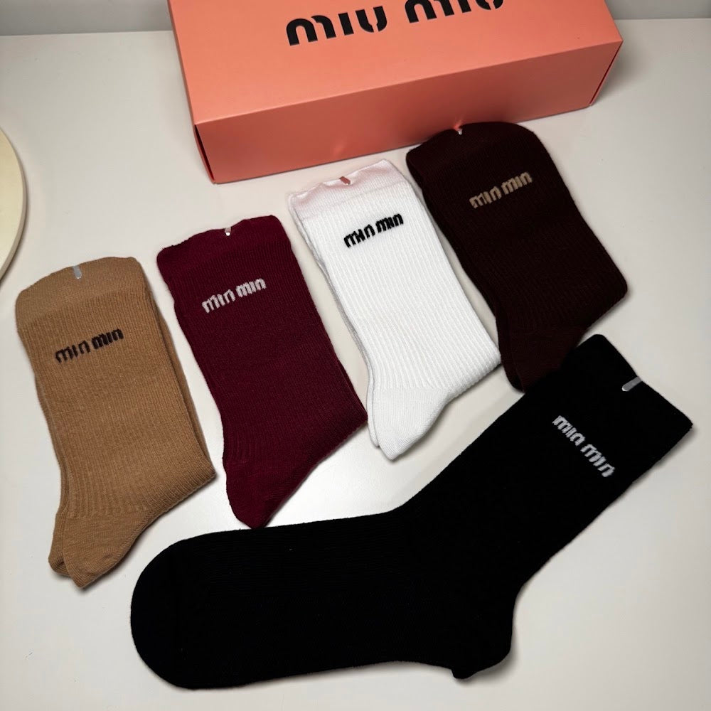 Dragons Bags Premium Luxury Socks --98418