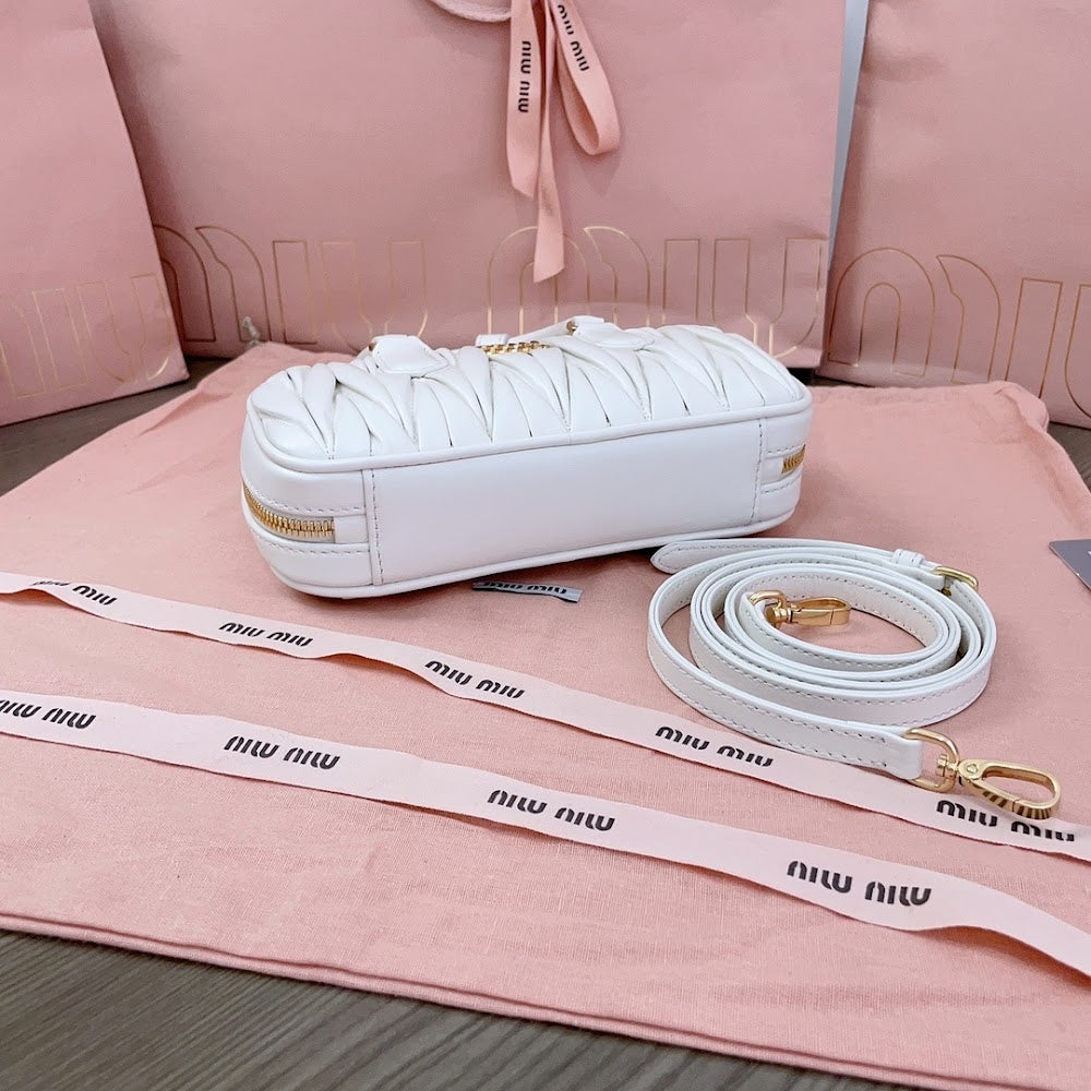 Dragons Bags Miun Miun Luxury Bag --123335
