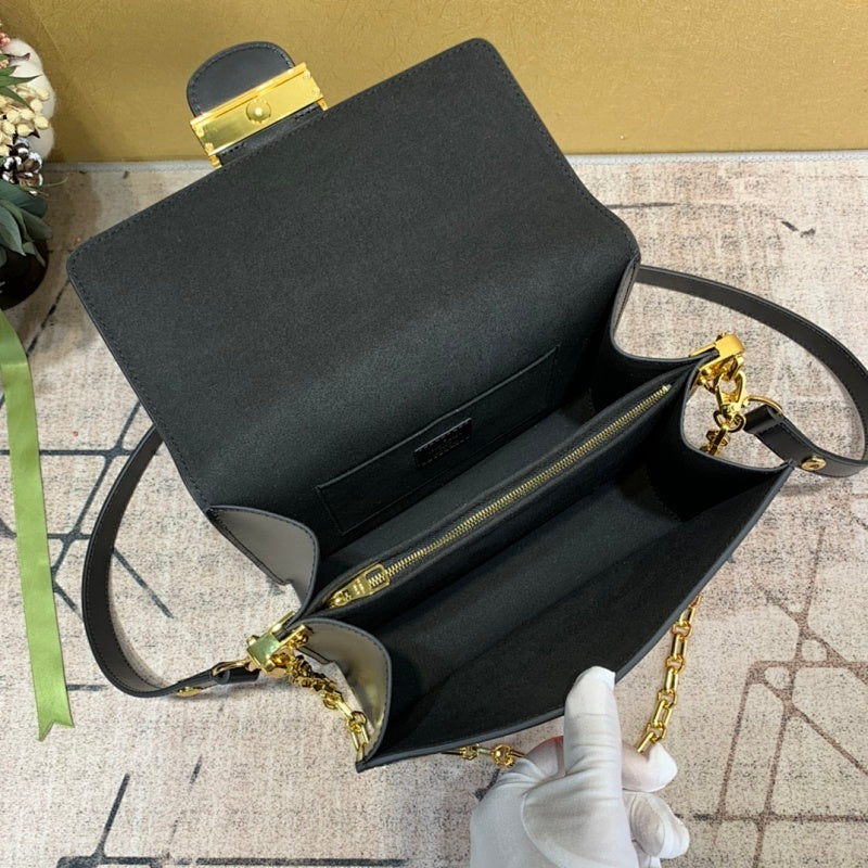 Dragons Bags ln Luxury Bag --56549