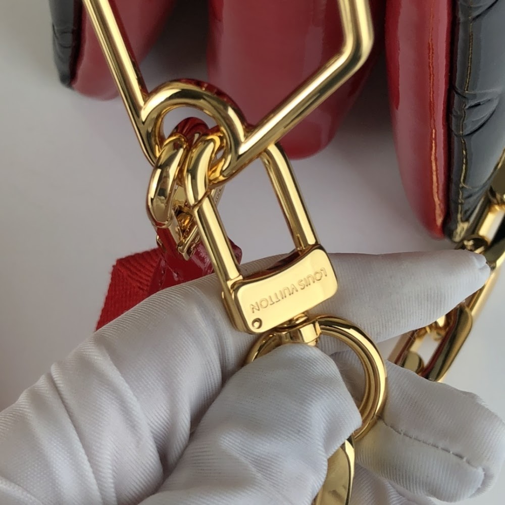 Dragons Bags ln Luxury Bag --66990