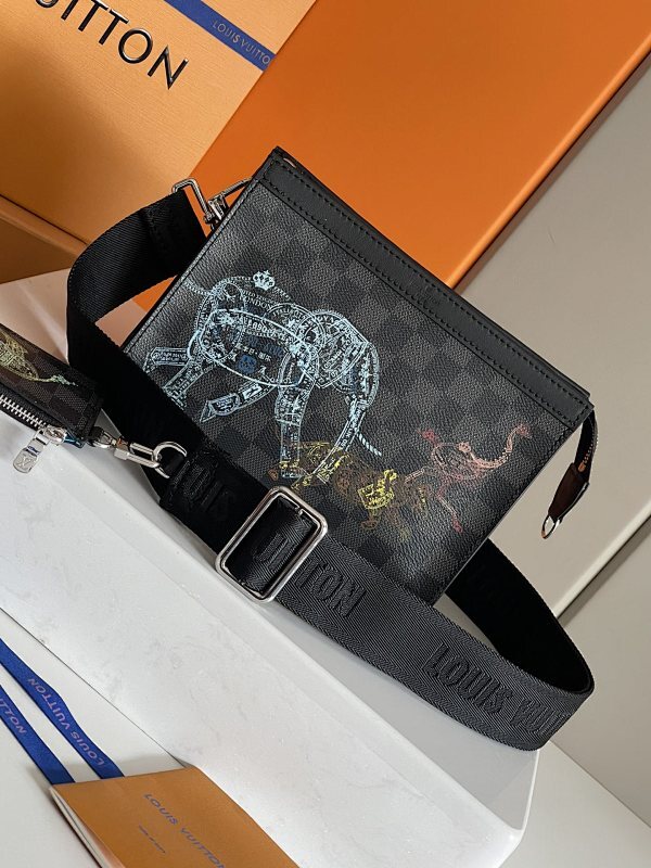Dragons Bags ln Luxury Bag --70341