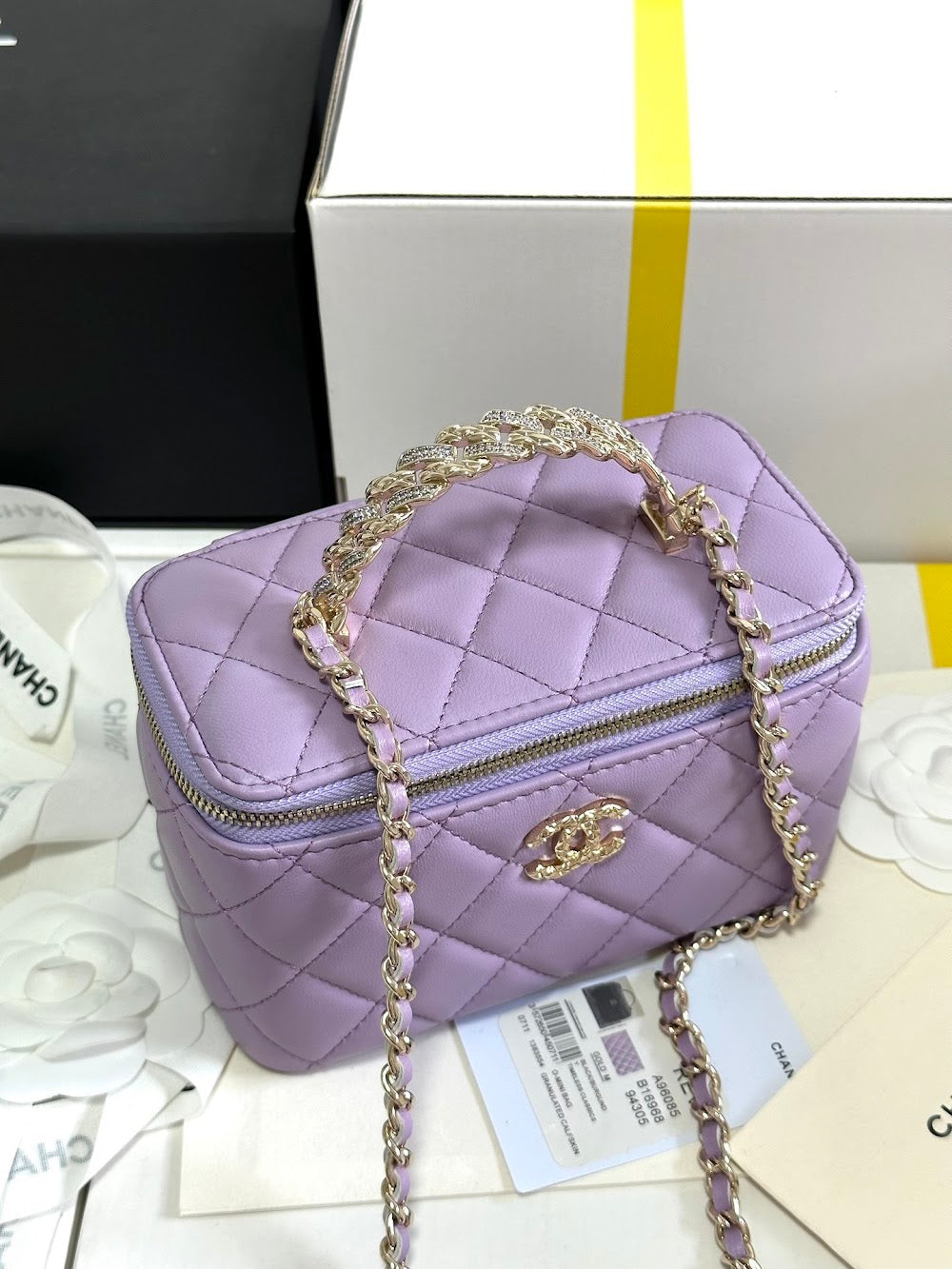 new-luxury-designer-bags-nm9388