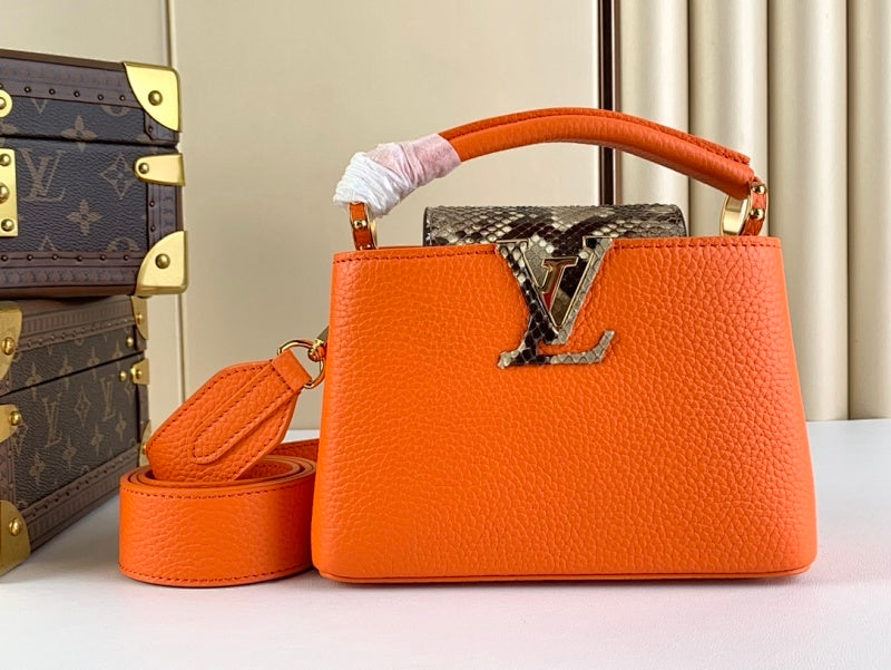 Dragons Bags ln Luxury Bag --67811