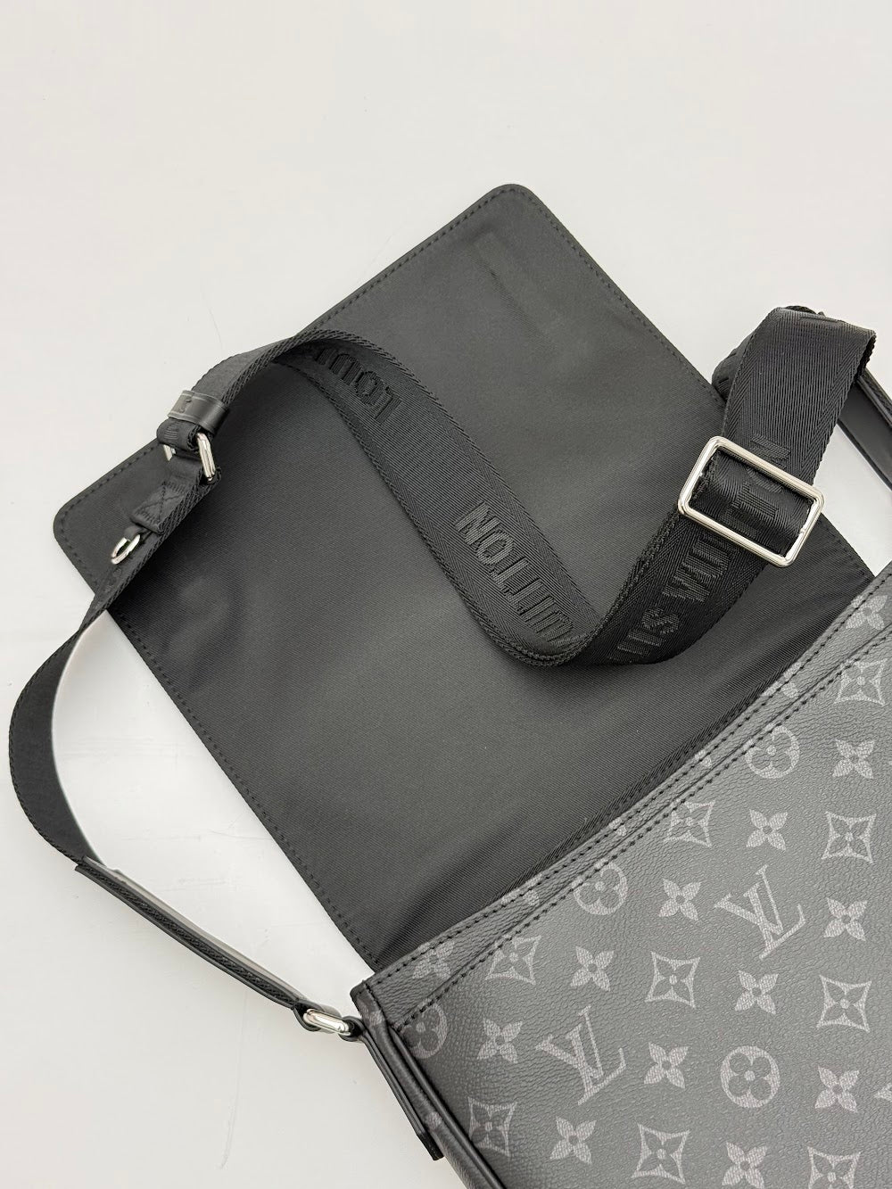 Dragons Bags ln Luxury Bag --71456
