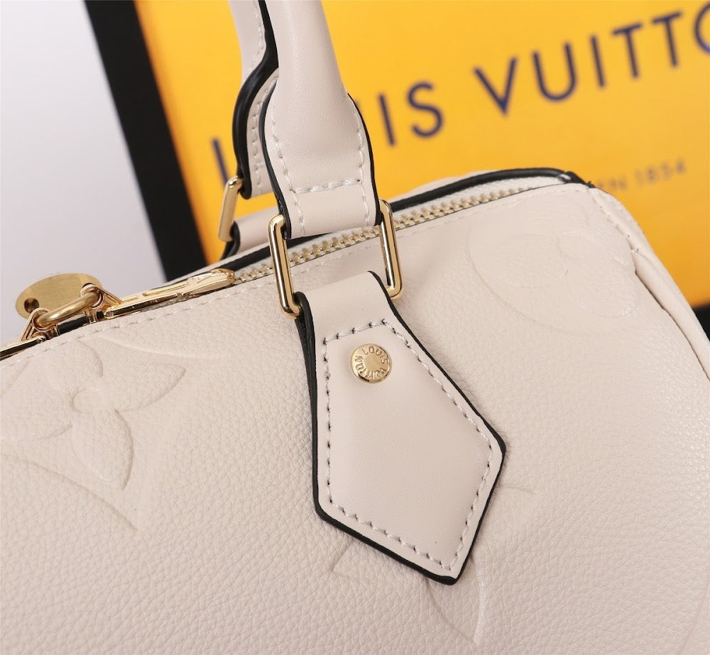 Dragons Bags ln Luxury Bag --78202