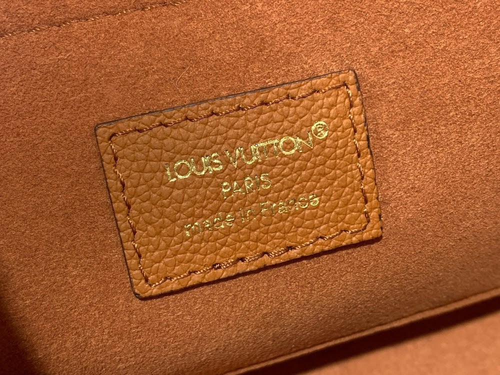 Dragons Bags ln Luxury Bag --62949