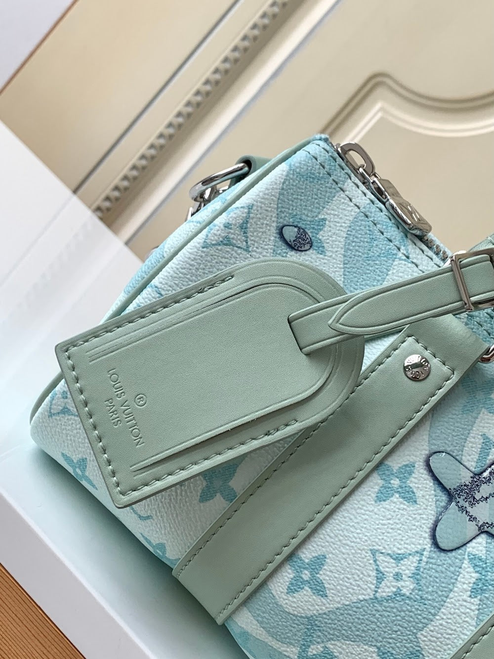 Dragons Bags ln Luxury Bag --70107