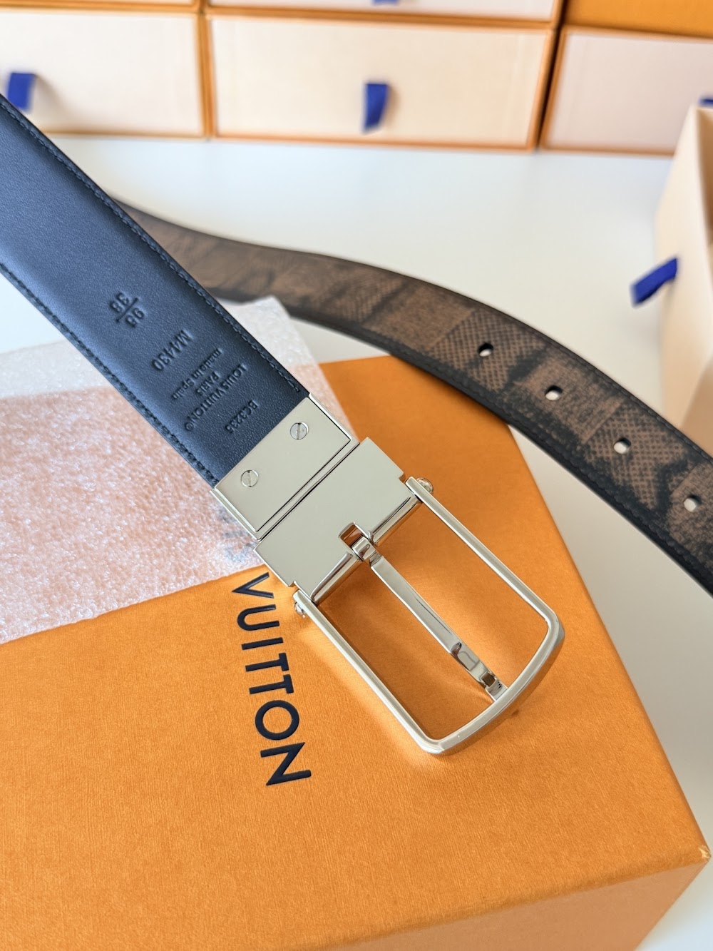 Dragons Bags ln Luxury Belt --110302