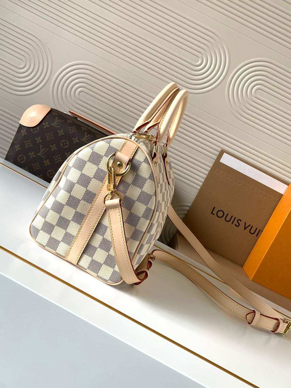 Dragons Bags ln Luxury Bag --81570