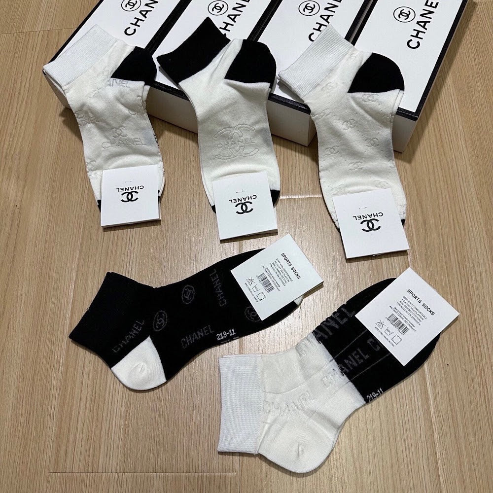 Dragons Bags Premium Luxury Socks --98271