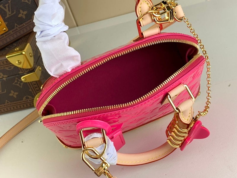 Dragons Bags ln Luxury Bag --68833