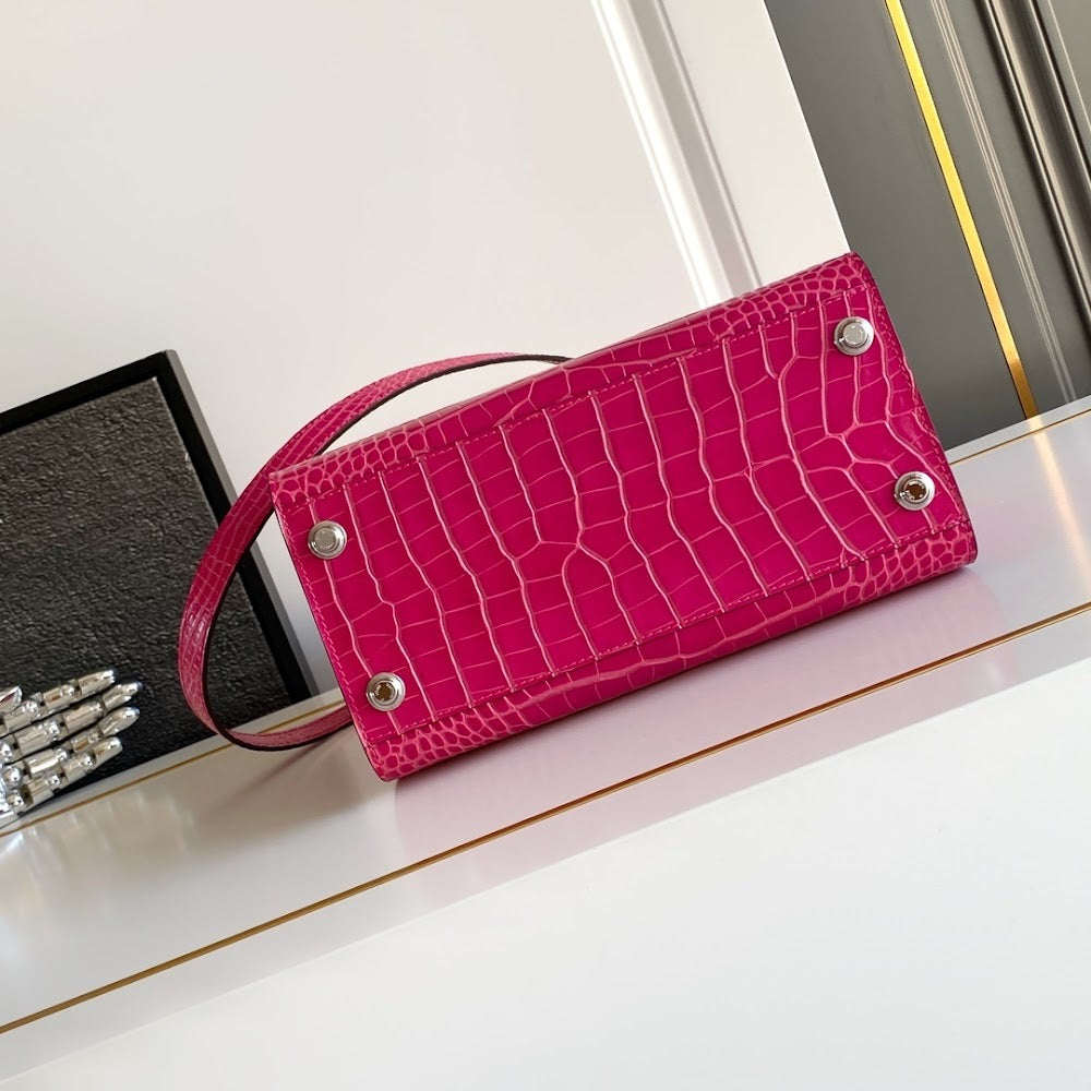 Dragons Bags ln Luxury Bag --96191