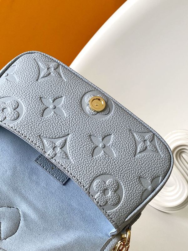 Dragons Bags ln Luxury Bag --81506