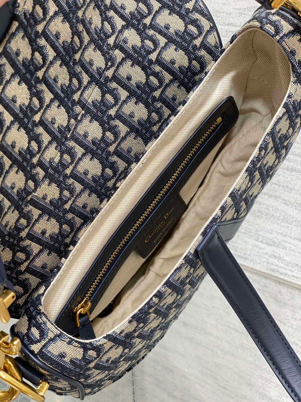 Dragons BagsDiorn Luxury Bag --115277