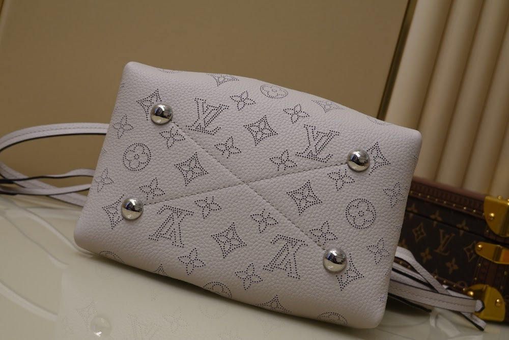 Dragons Bags ln Luxury Bag --66537