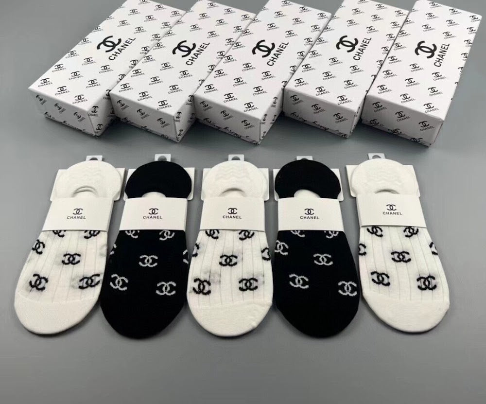 Dragons Bags Premium Luxury Socks --98324