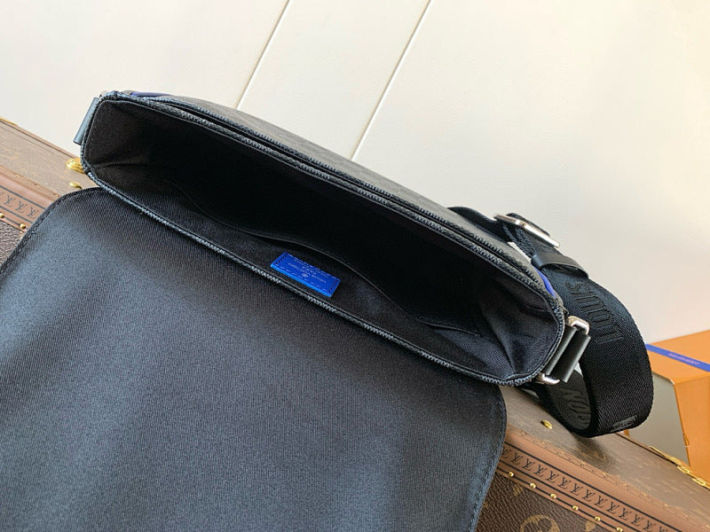 Dragons Bags ln Luxury Bag --71285