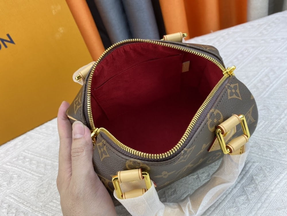 Jessica Bags ln Luxury Bag --75873