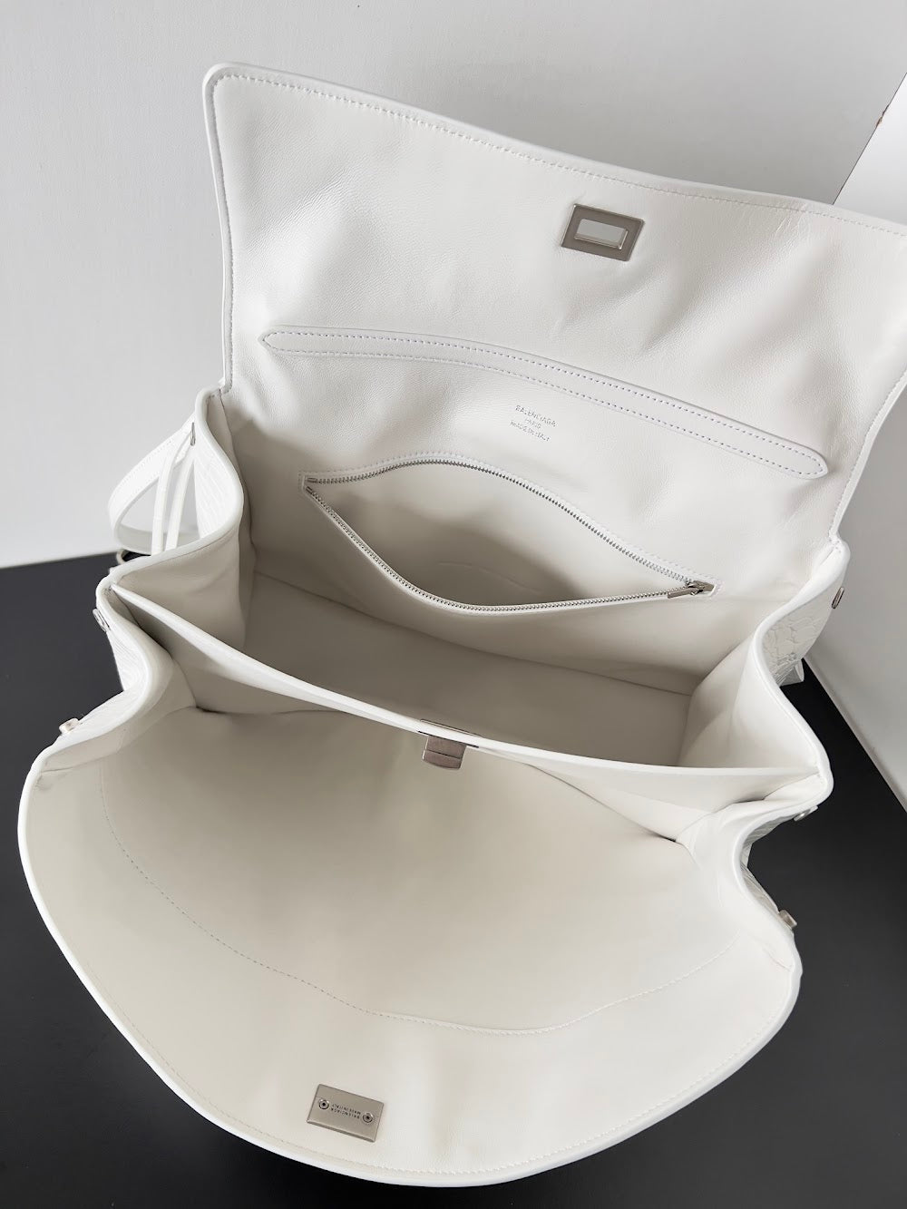 Dragons Bags Balenciaga Luxury Bag --111553