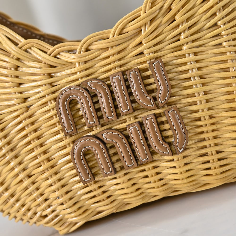 Dragons Bags Miun Miun Luxury Bag --123549