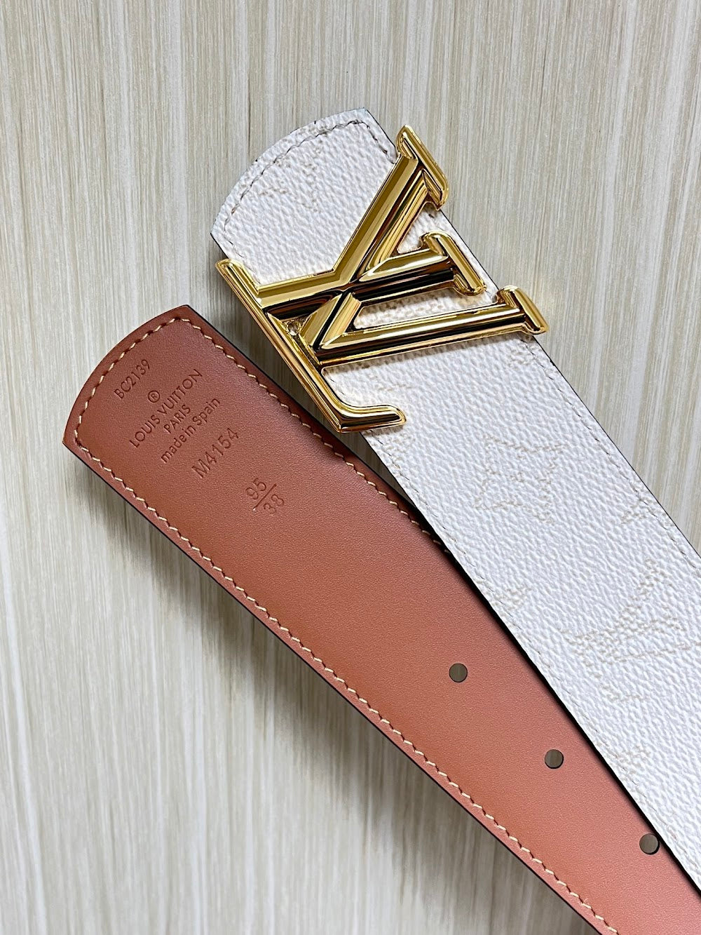 Dragons Bags ln Luxury Belt --100562