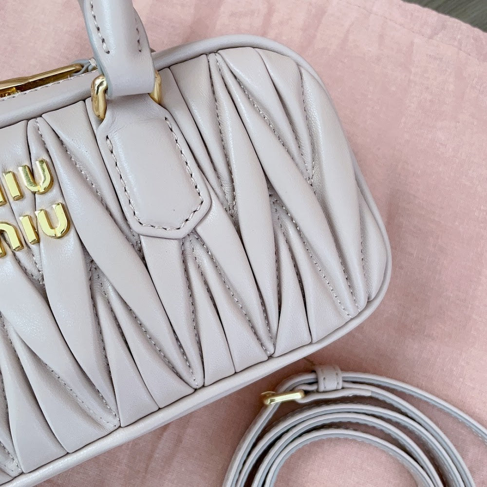 Dragons Bags Miun Miun Luxury Bag --123332