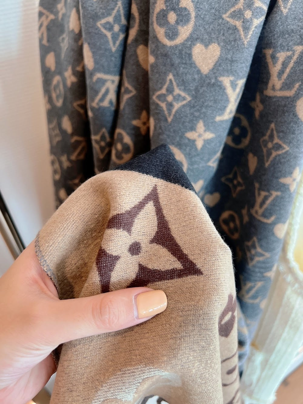 Dragons Bags Premium Designer Scarf --99020
