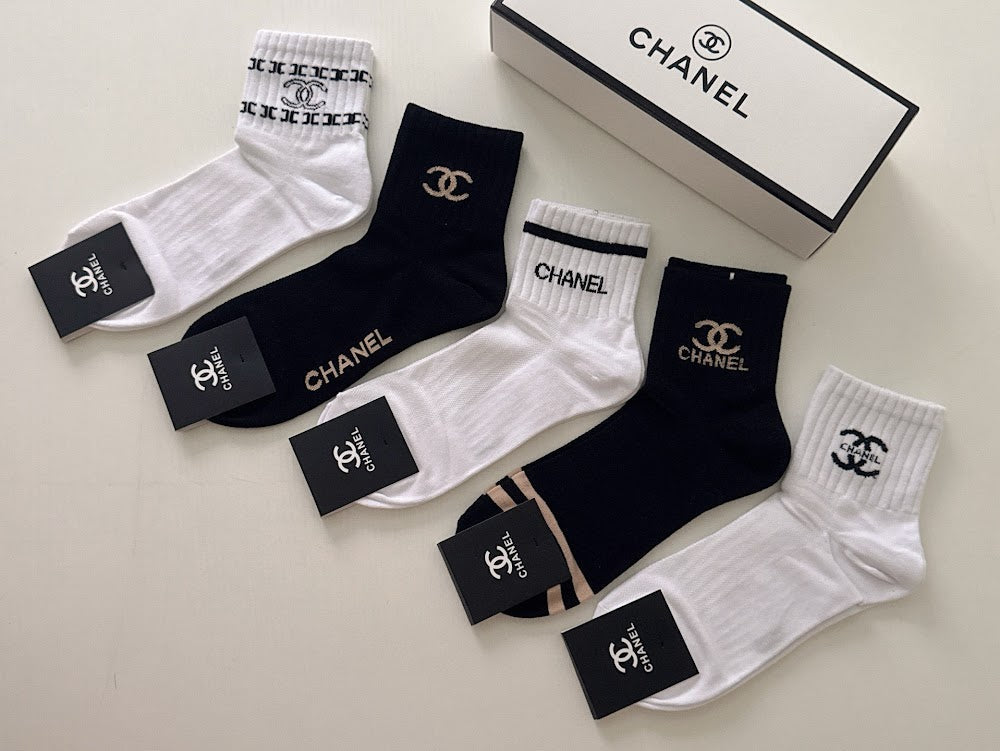 Dragons Bags Premium Luxury Socks --98638