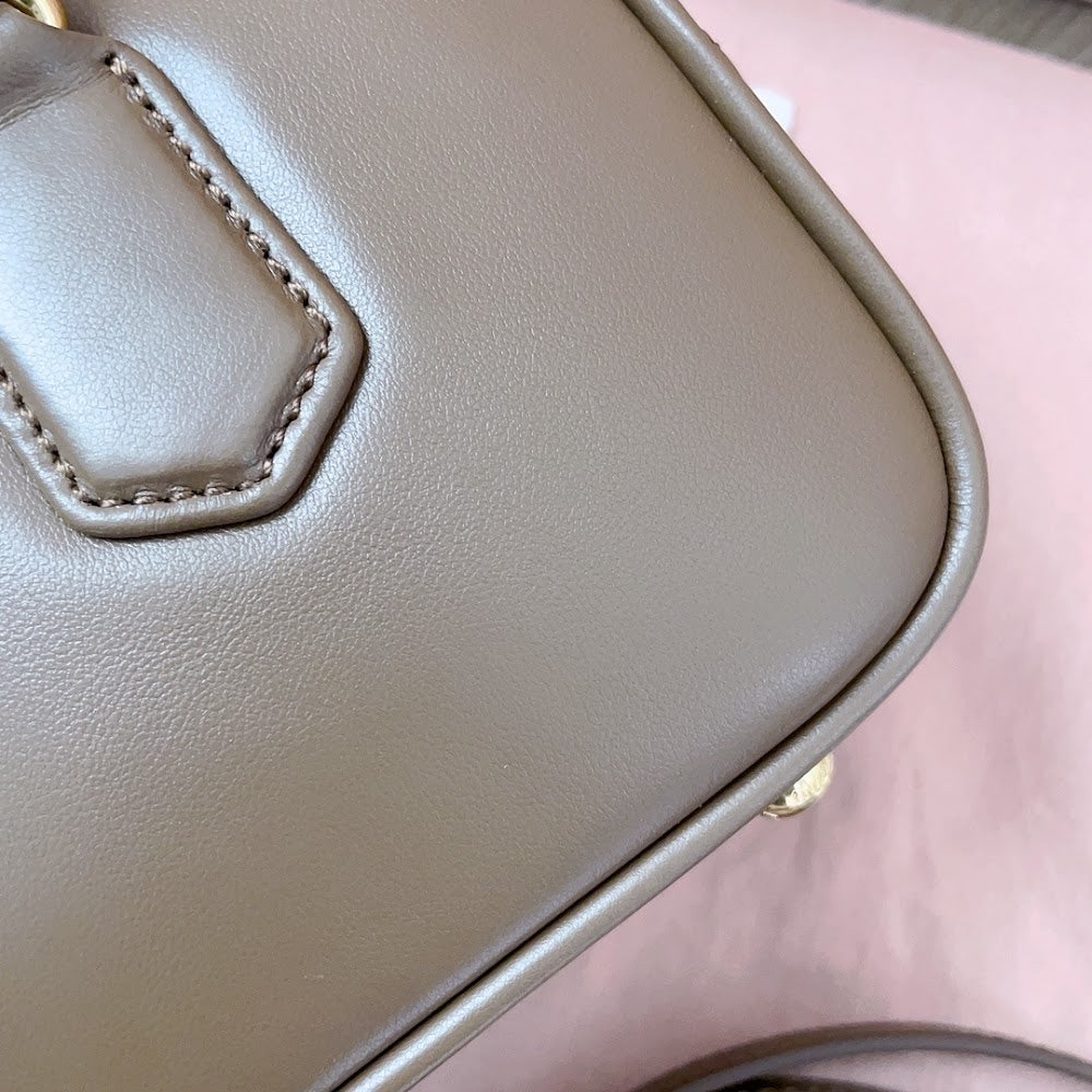 Dragons Bags Miun Miun Luxury Bag --123297