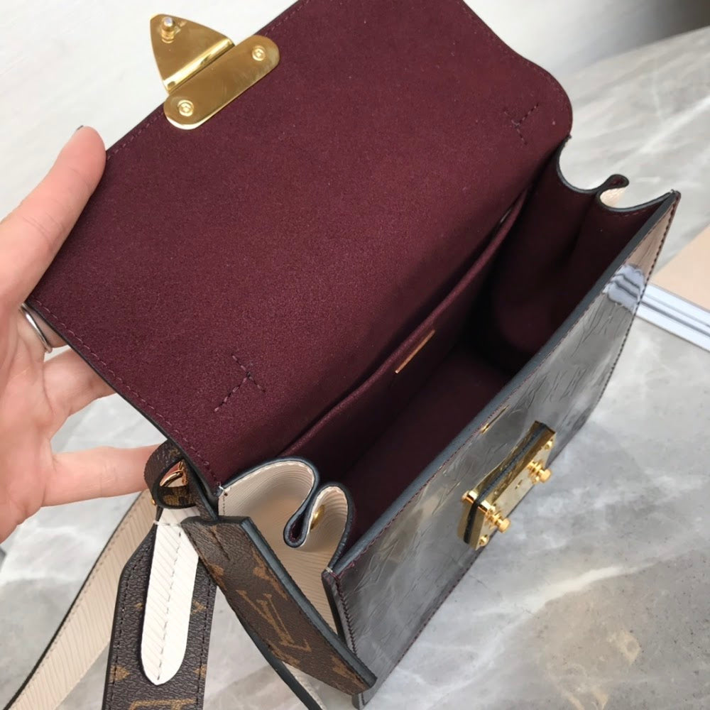 Dragons Bags ln Luxury Bag --60054
